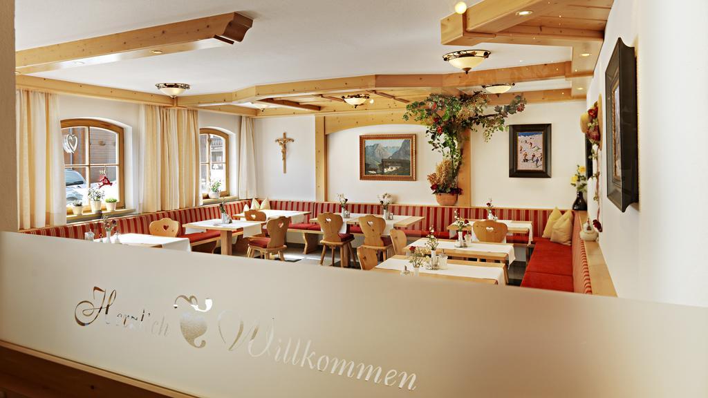 Landhaus Strolz Sankt Anton am Arlberg Exterior foto