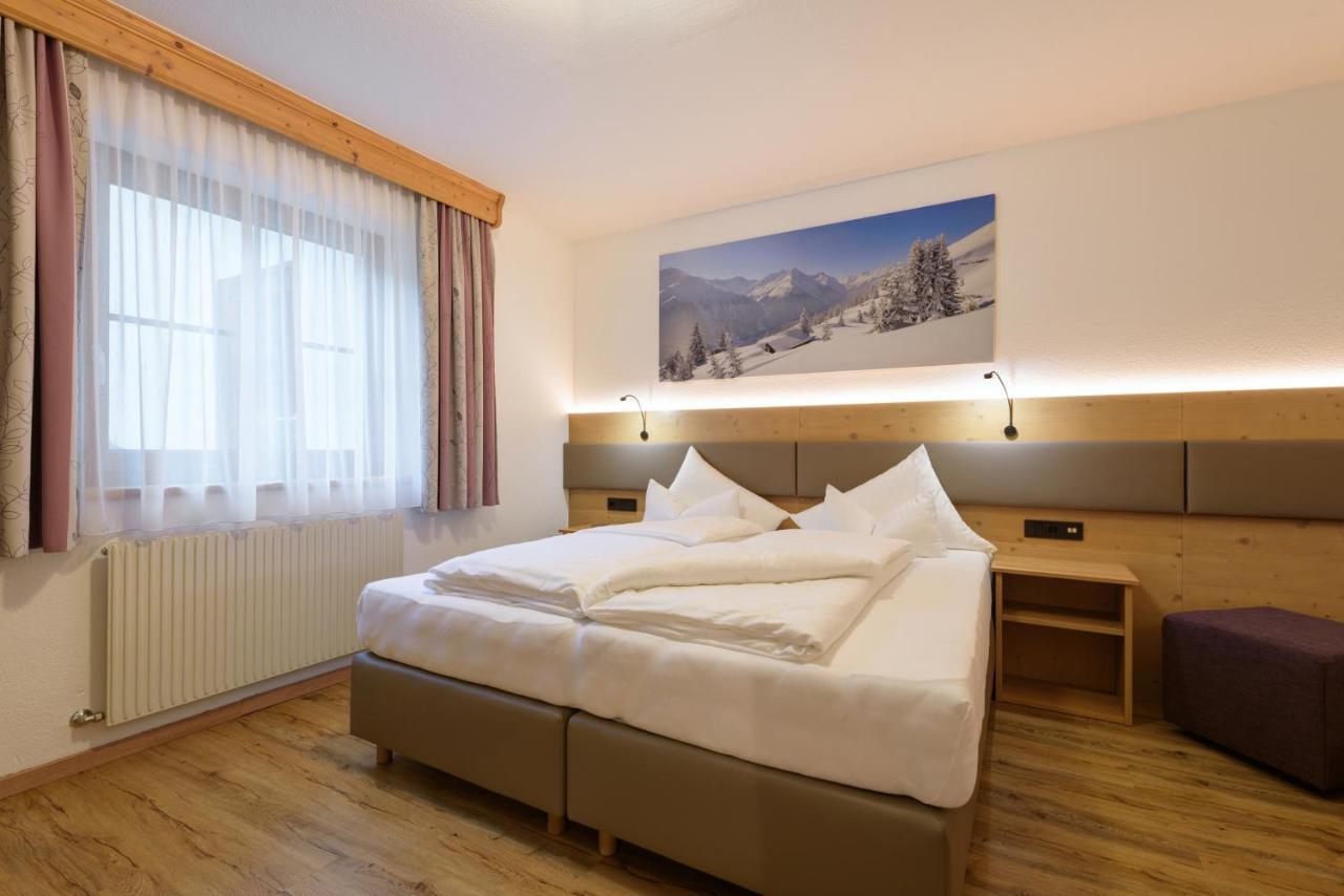 Landhaus Strolz Sankt Anton am Arlberg Exterior foto