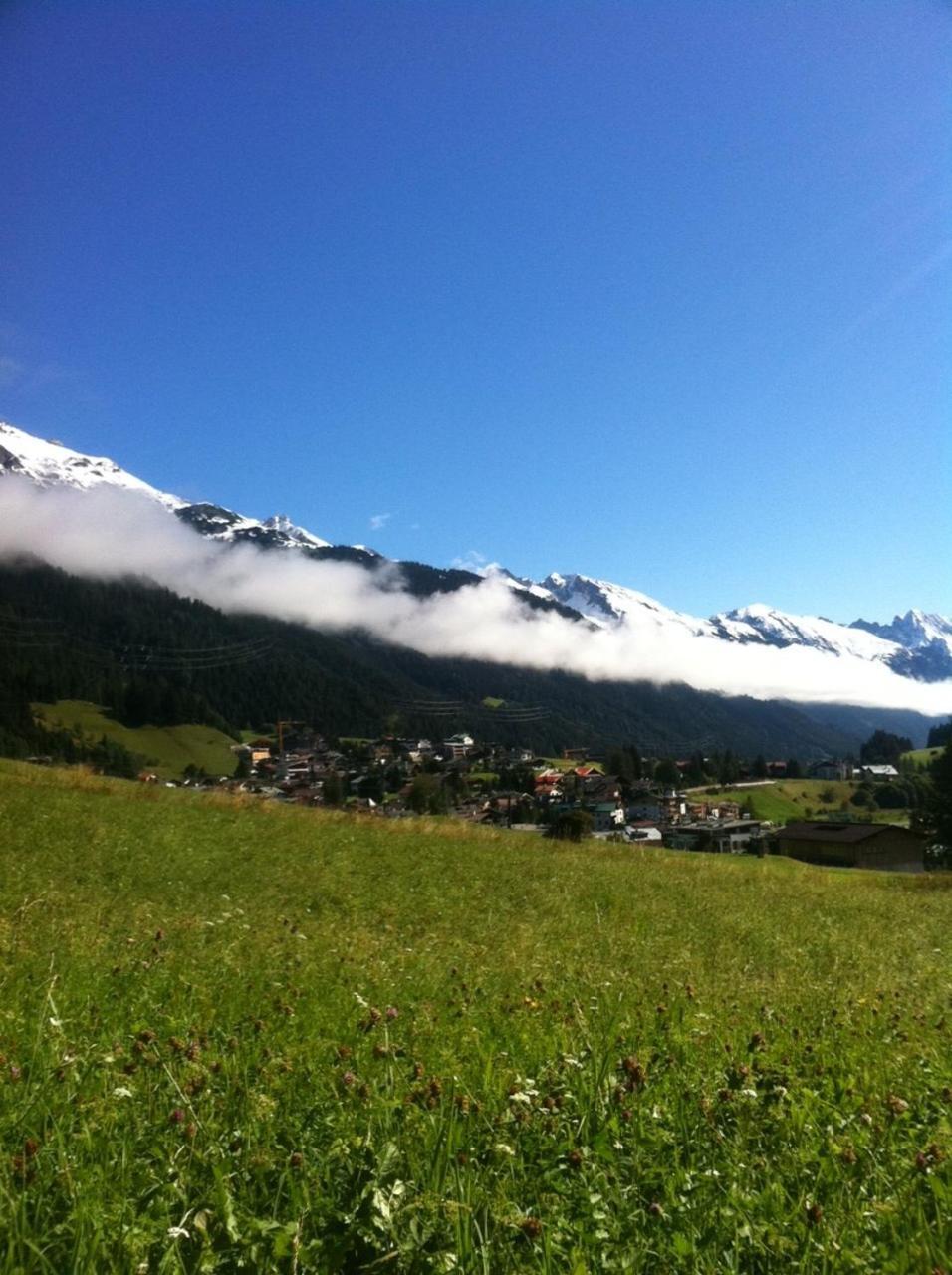 Landhaus Strolz Sankt Anton am Arlberg Exterior foto