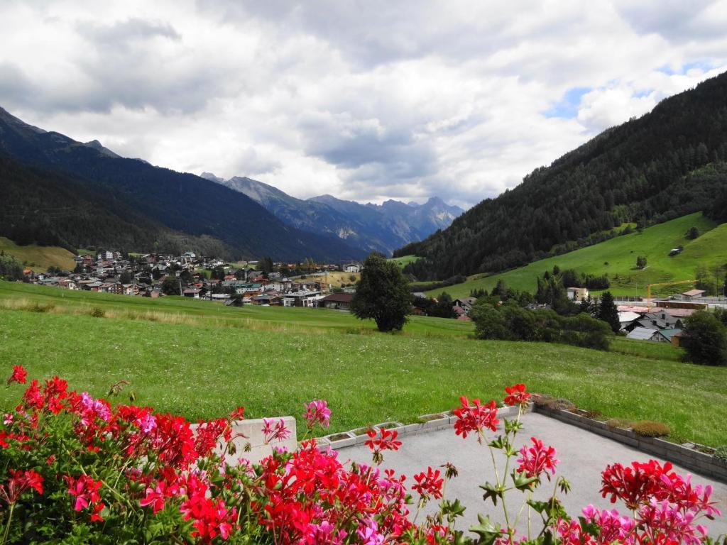 Landhaus Strolz Sankt Anton am Arlberg Habitación foto
