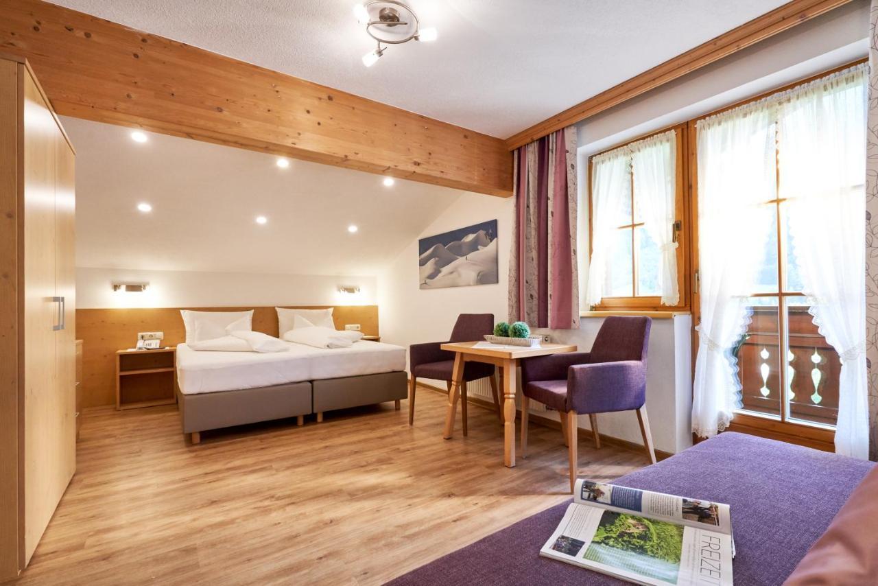 Landhaus Strolz Sankt Anton am Arlberg Exterior foto
